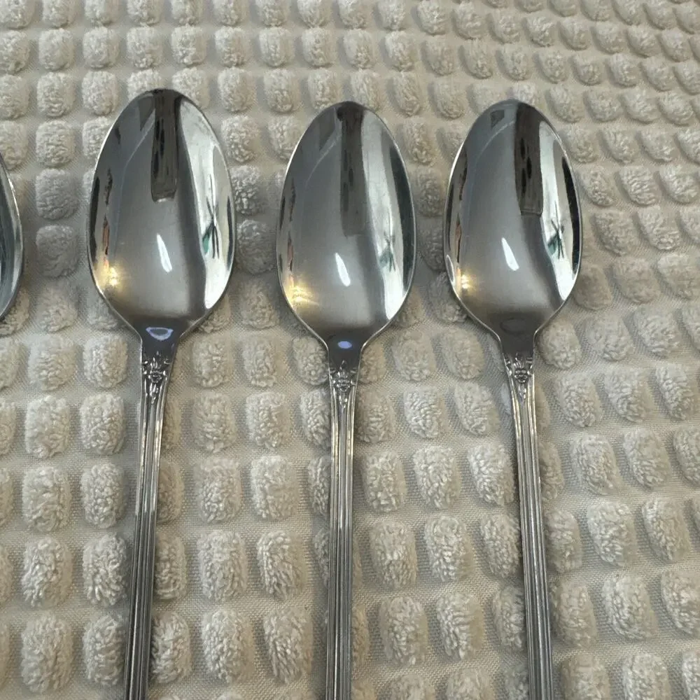 8 Oneida Distinction Deluxe HH Stainless Kennett Square Ice/Iced Tea Spoons Set